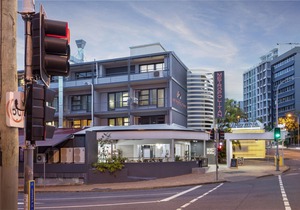 The Metropolitan Spring Hill