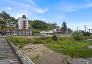 Astoria Rivershore Motel