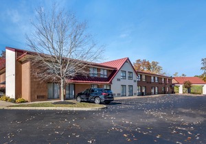 Quality Inn Falconer - Jamestown