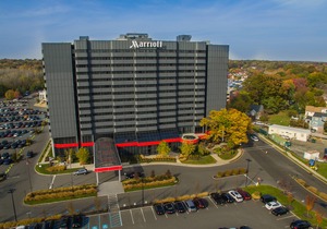 Teaneck Marriott at Glenpointe