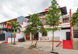 OYO 2728 Sinulingga Residence