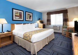 Baymont by Wyndham Marinette