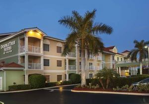 DoubleTree Suites by Hilton Naples