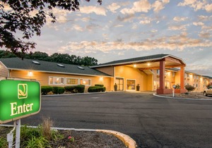 Quality Inn & Suites