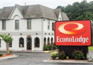 Econo Lodge Chesapeake Route 13 and I-464