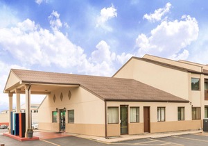 Days Inn by Wyndham Hannibal
