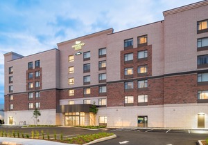 Homewood Suites by Hilton Ottawa Airport