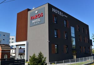 Hotel Faros
