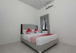 OYO 435 Panglima Polim Homestay Syariah