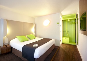 Campanile Versailles Buc