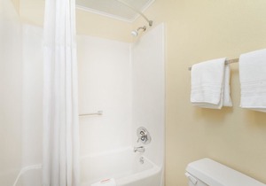 Days Inn by Wyndham Dover Downtown