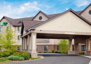 Holiday Inn Express & Suites Bradley Airport, an Ihg Hotel