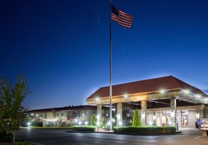 Best Western Plus Lake Front Hotel