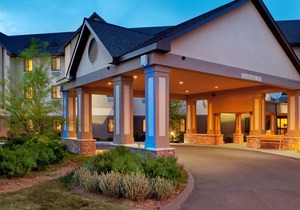 Holiday Inn Express & Suites Bradley Airport, an Ihg Hotel