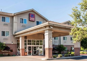 Comfort Suites Clackamas