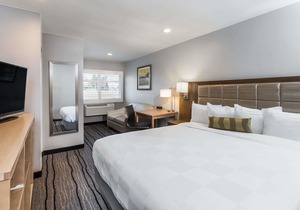 Travelodge by Wyndham Berkeley