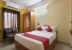 OYO 13901 Vishal Residency