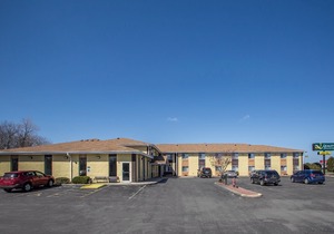 Quality Inn & Suites West Bend