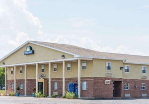 Days Inn by Wyndham Amherst