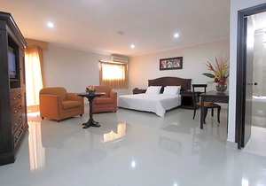 Hotel Prado 72
