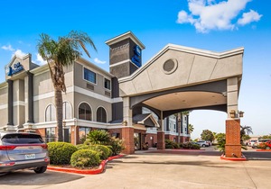 Best Western Mainland Inn & Suites