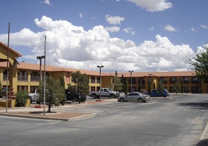 Days Inn by Wyndham Carlsbad