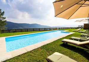 Homerez - House for 2 ppl. with shared pool and garden at Vilar de Ferreiros