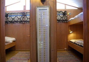 Cabin in meditative oakwood (Neshagen 3)