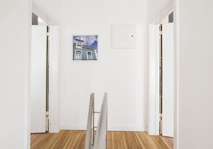 Design apartment with A / C, wifi, small outside patio and 500m from city cente