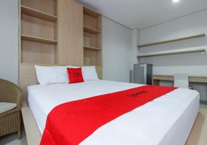 RedDoorz @ Patal Senayan 4