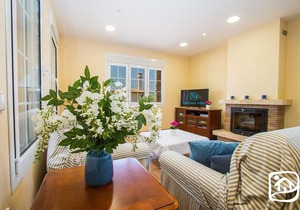 Abahana Villas - Happy Family