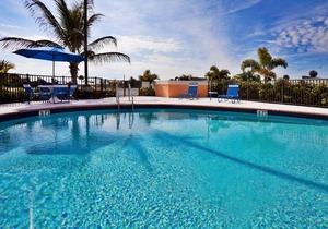 Holiday Inn Express Lake Okeechobee