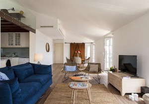 Chiado River View Deluxe Apartment