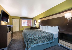 Days Inn by Wyndham Carlsbad Carlsbad