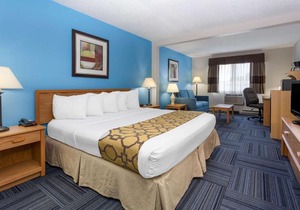 Baymont by Wyndham Marinette