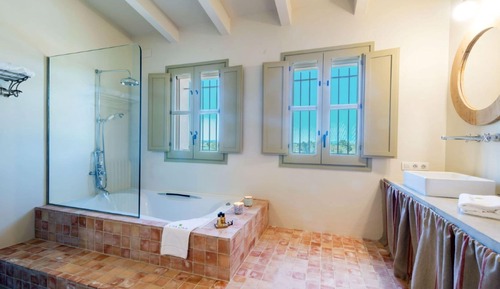 Elite Room
