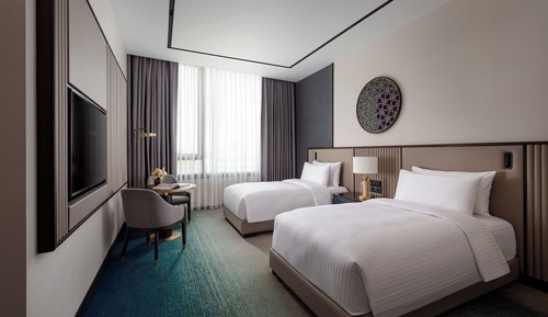 Classic Room, 2 Twin Beds, Club Lounge Access (Amir Temur Square View)