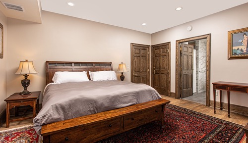 Camilla Room