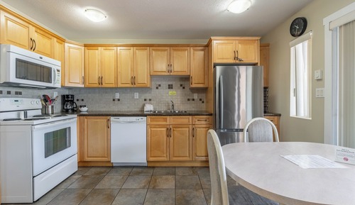 Deluxe Suite, Non Smoking, Lake View