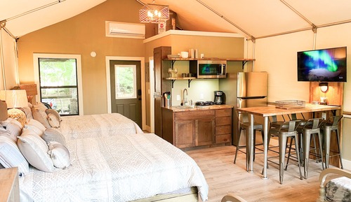 Standard Cabin