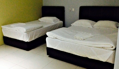 Basic Triple Room