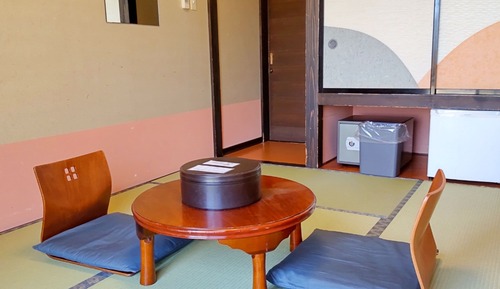 Basic Triple Room, Non Smoking, Mountain View