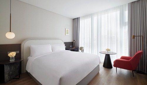 Superior Room, 1 King Bed, City View