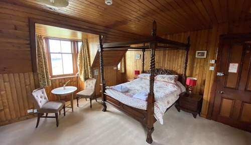 Four Post Bed