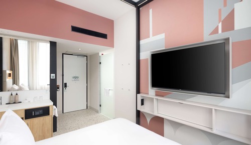 Room, 1 King Bed, Accessible