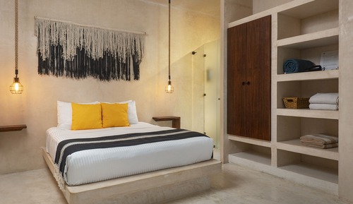 Honeymoon Apartment, 1 Queen Bed, Garden Area