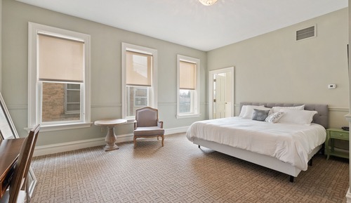 Honeymoon Room