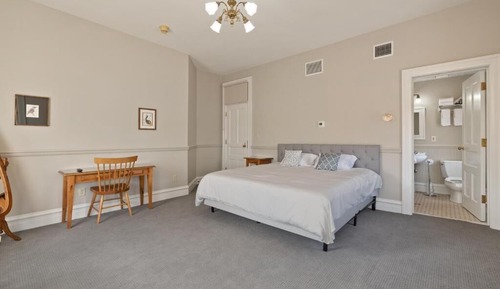 Signature Room