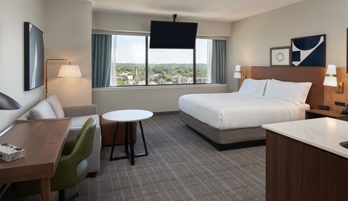 Studio, 1 King Bed, Accessible, Kitchen (City View Communications)