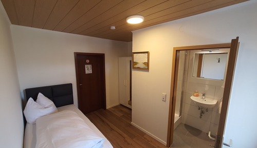 Classic Single Room